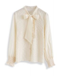 Camisa con lazo a rayas de oropel en color crema