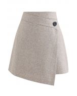 Minifalda de mezcla de lana con solapa de botones en tostado claro